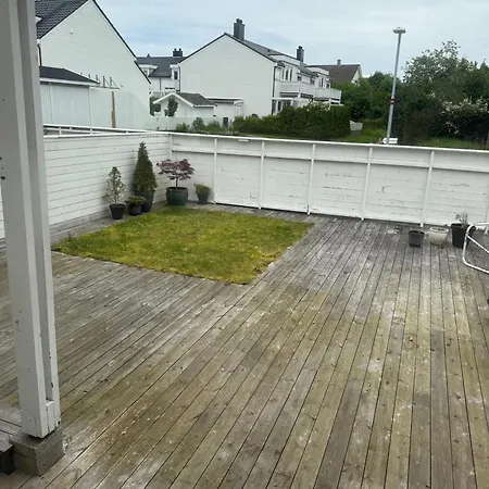 Vakantiehuis Ons 2026 - 3 Bedroom House In Hundvag *